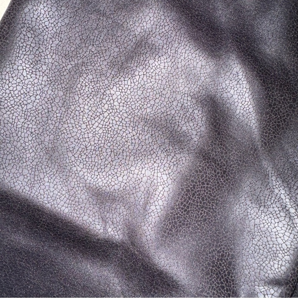 Chocolate faux leather croc leggings - Picture 4 of 6